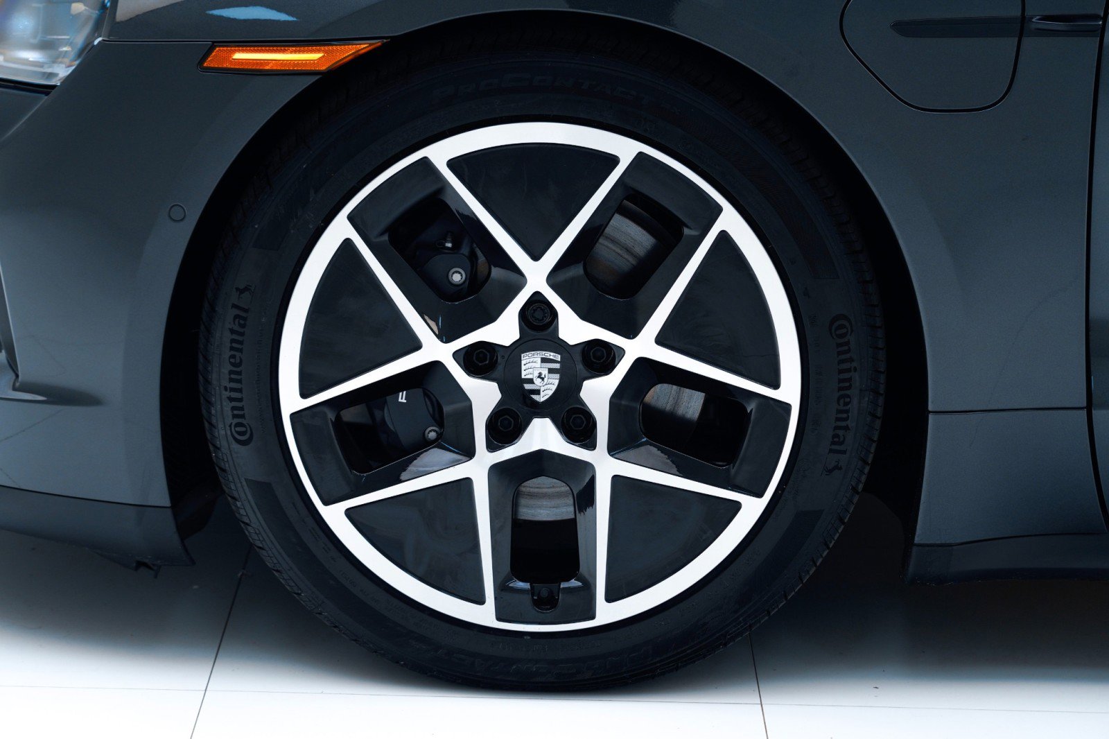 New 2026 Porsche Taycan image 12
