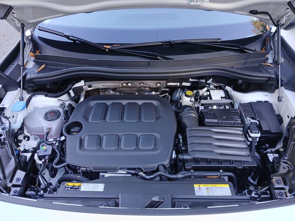 New 2026 Volkswagen Tiguan SE image 21