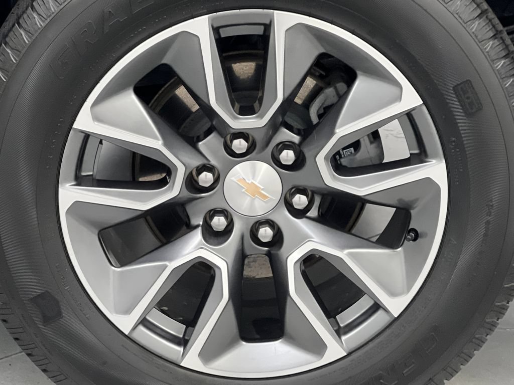 Used 2025 Chevrolet Silverado 1500 LT AWD/4WD image 64