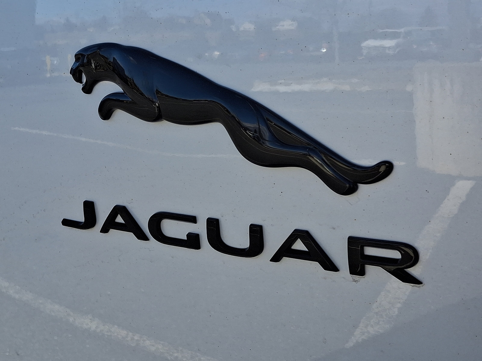 New 2024 Jaguar I-PACE R-Dynamic HSE image 23