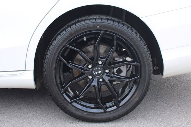 Used 2018 Mercedes-Benz C 300 4MATIC Sedan image 36