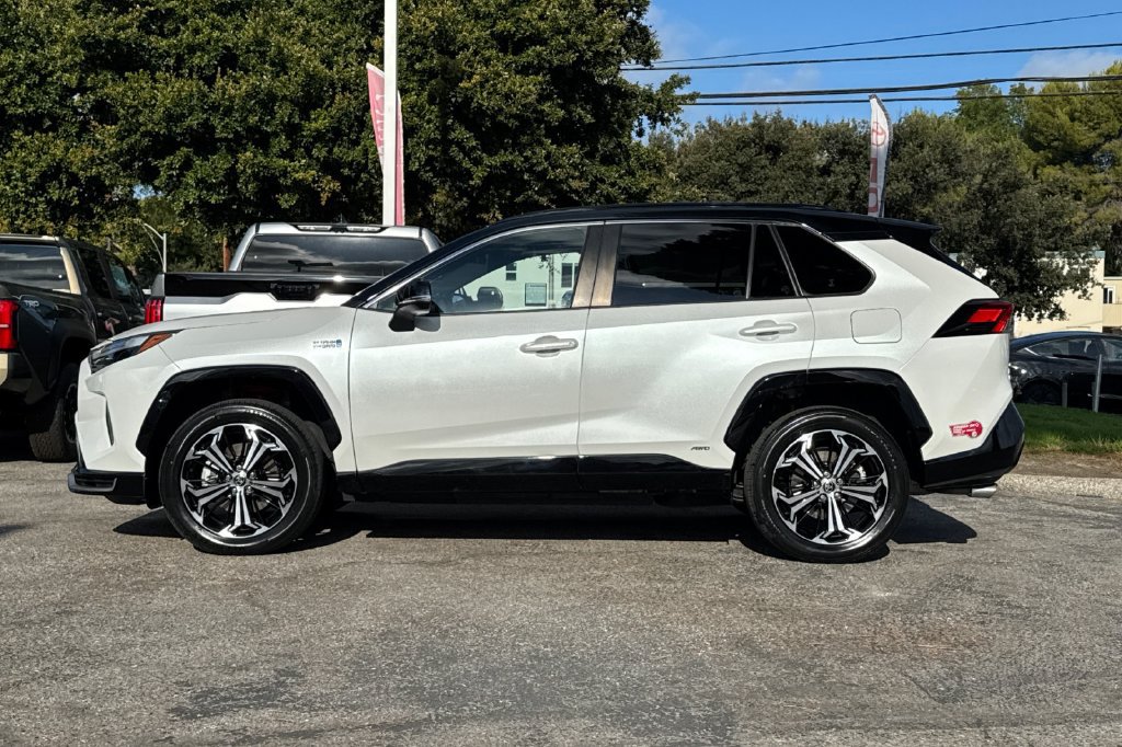 Certified 2023 Toyota RAV4 XSE w/ Weather Package AWD/4WD image 6