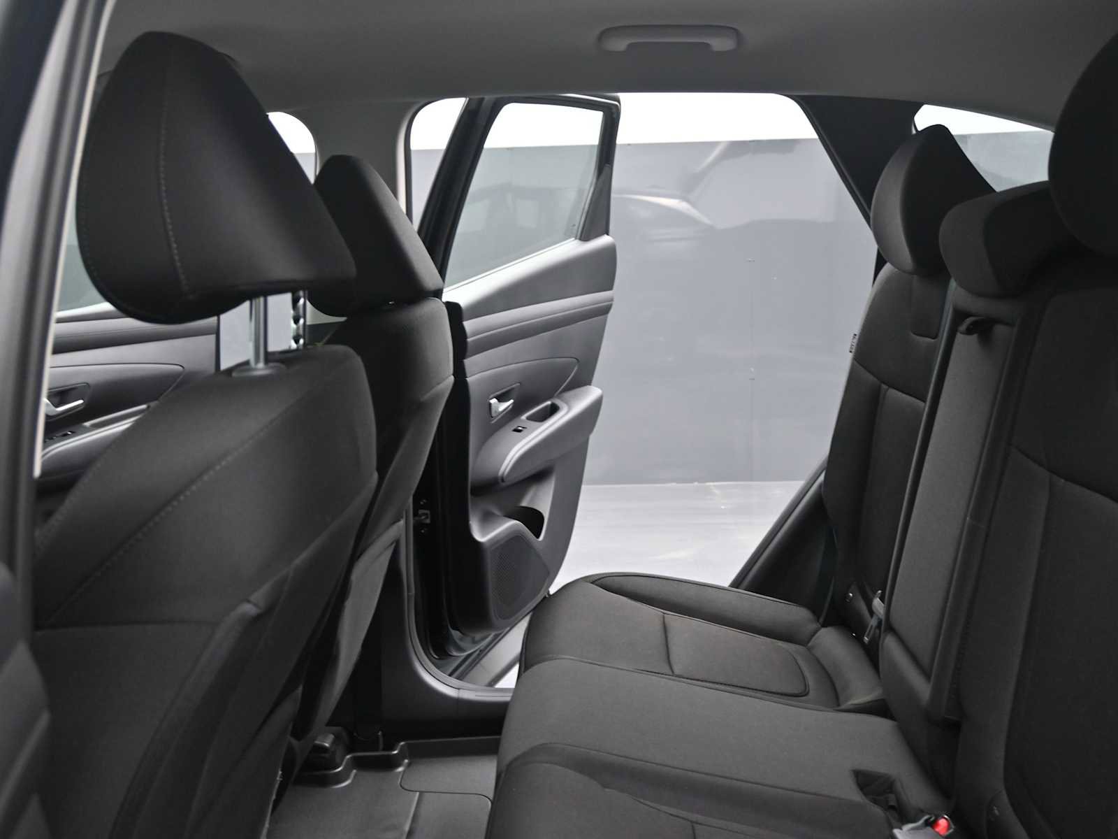 New 2026 Hyundai Tucson Blue SE image 14