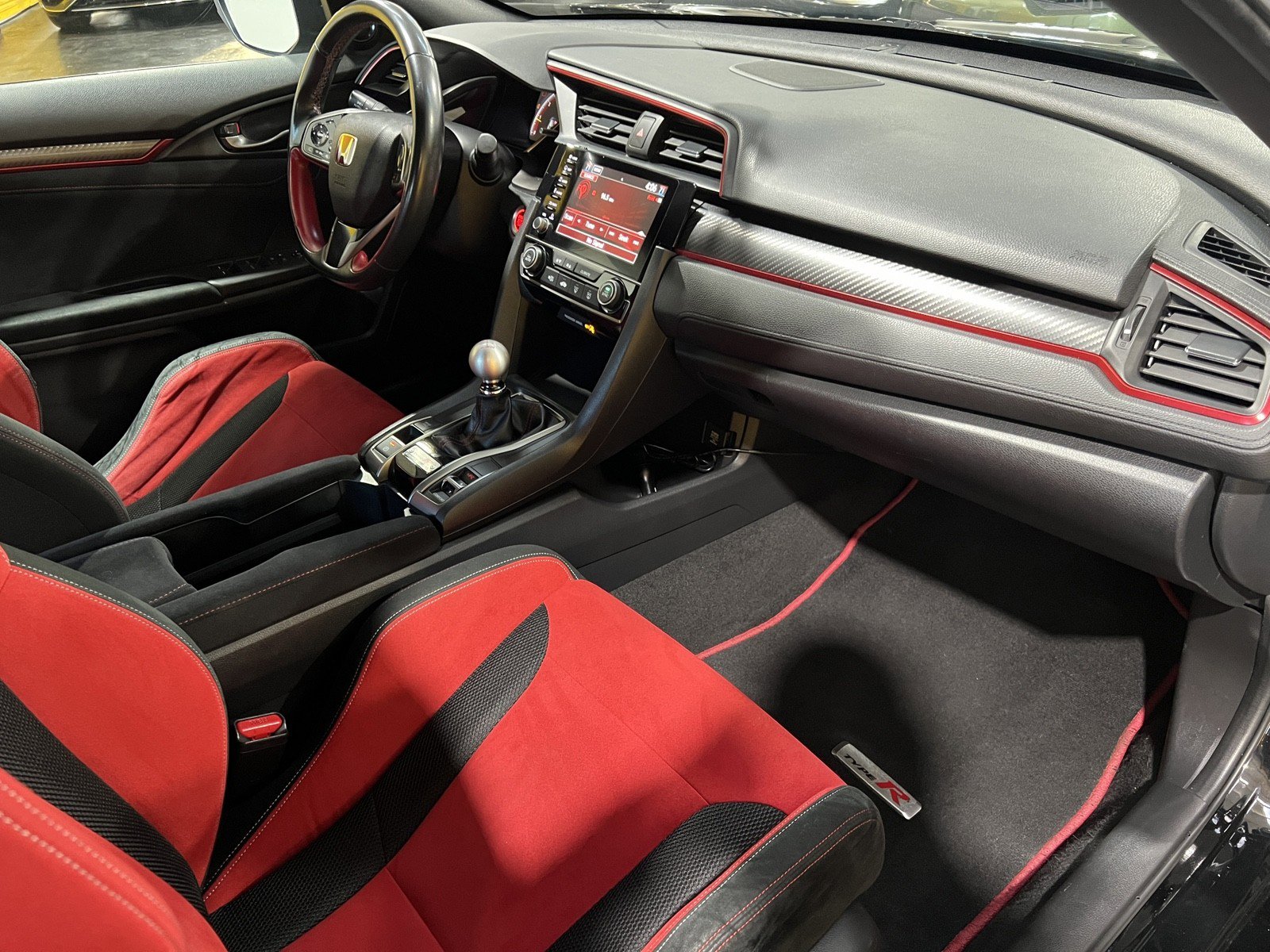 Used 2019 Honda Civic Type R image 16