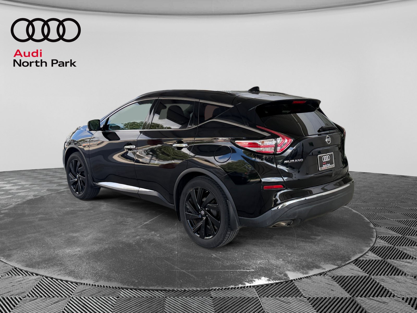Used 2017 Nissan Murano Platinum w/ Platinum Technology Package AWD/4WD image 3