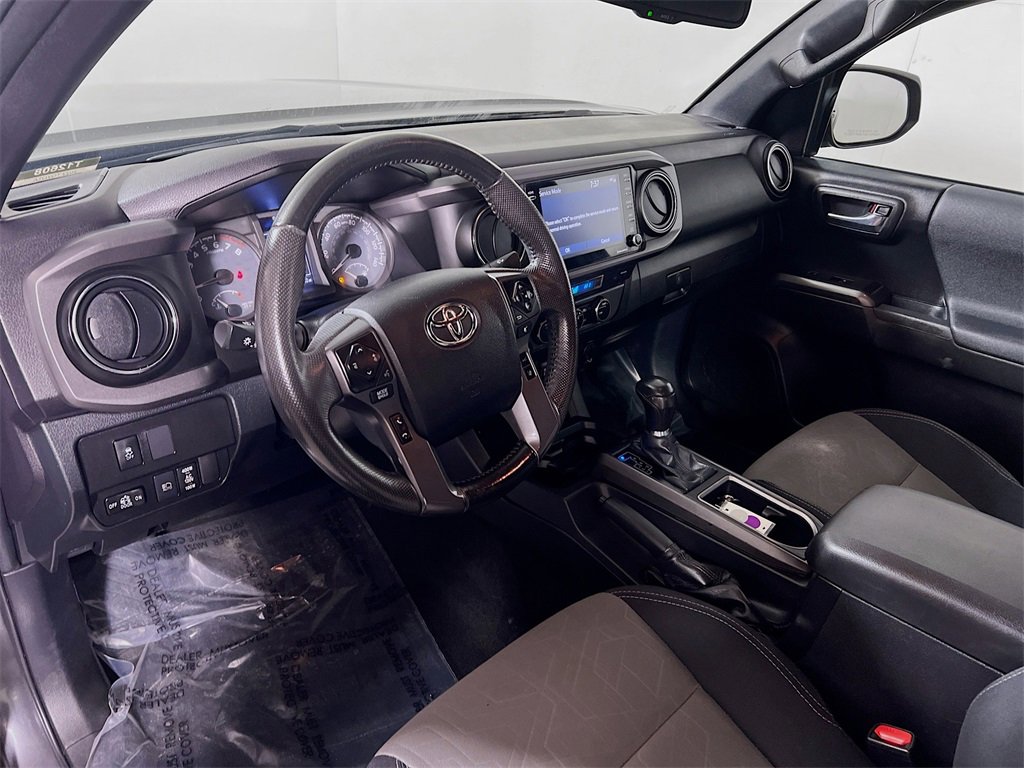 Certified 2022 Toyota Tacoma TRD Off-Road image 10