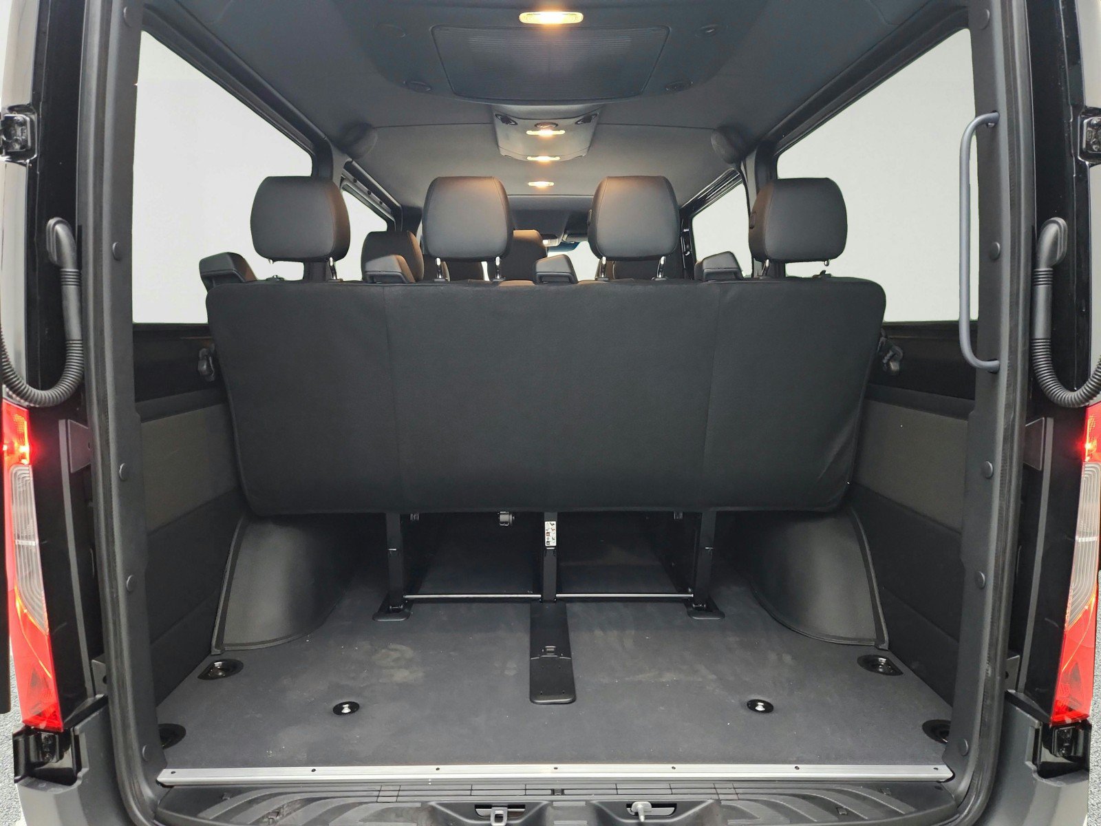 New 2026 Mercedes-Benz Sprinter 2500 image 21