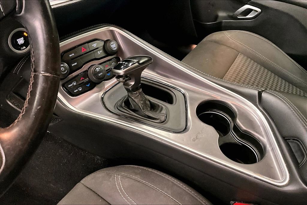 Used 2019 Dodge Challenger SXT RWD image 16