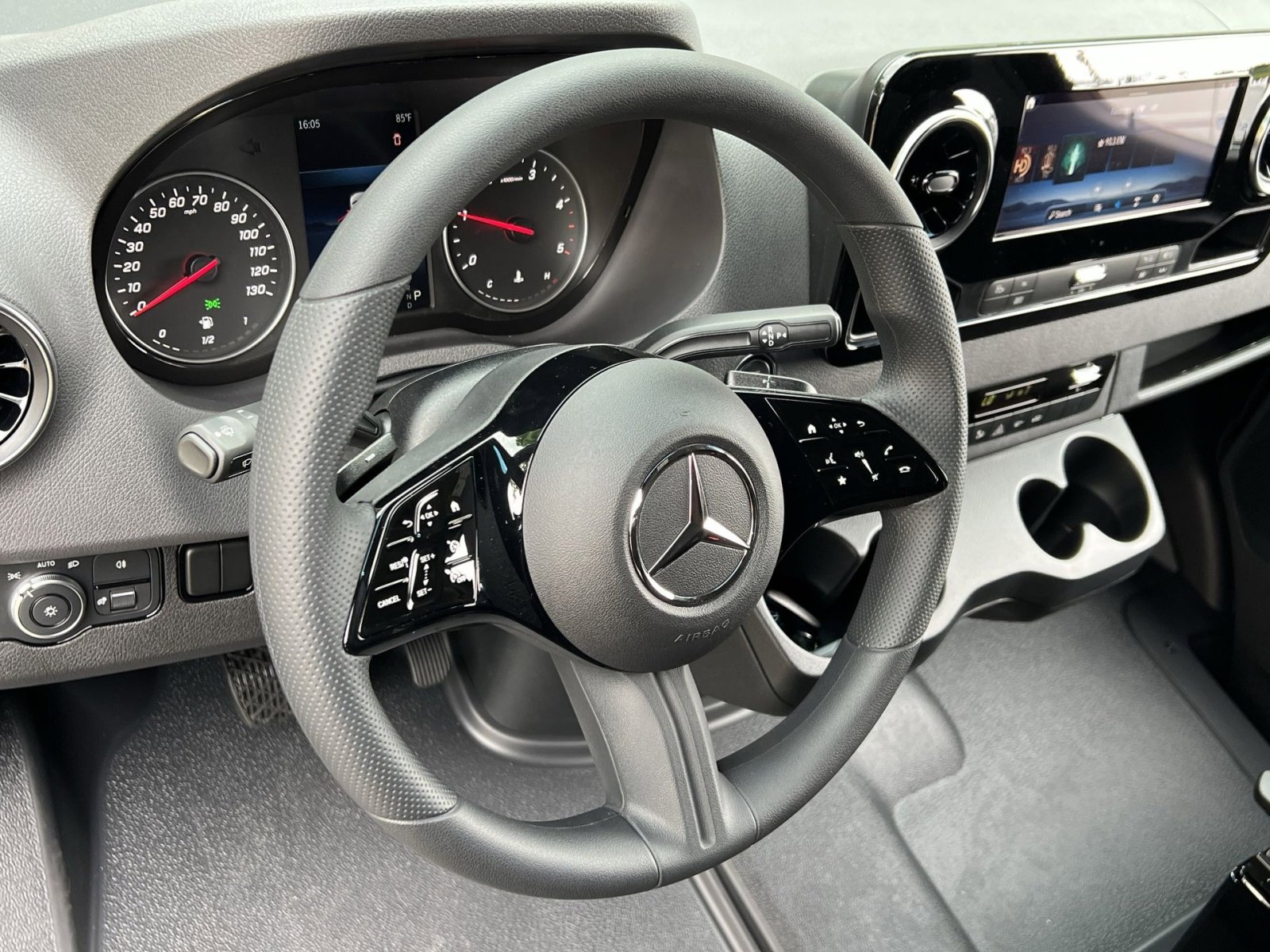 New 2025 Mercedes-Benz Sprinter 2500 image 14