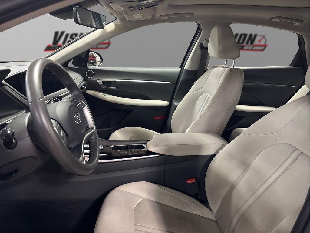 Used 2023 Hyundai Sonata SEL w/ Convenience Package image 9