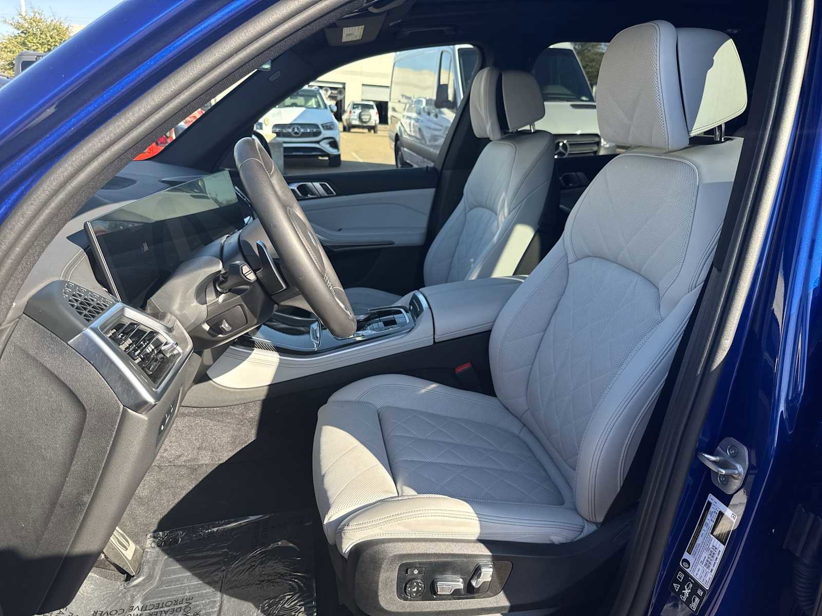 Used 2026 BMW X5 M60i image 15