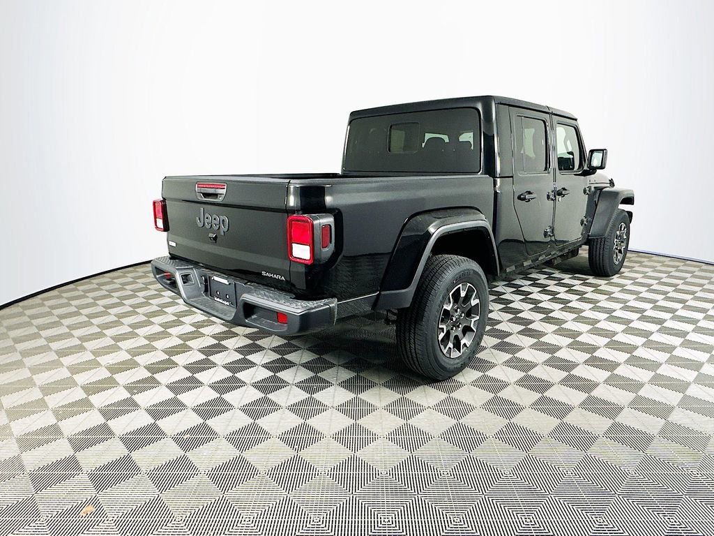 New 2026 Jeep Gladiator Sahara image 10