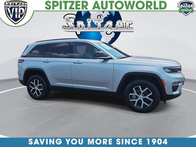 Used 2024 Jeep Grand Cherokee Limited AWD/4WD image 9