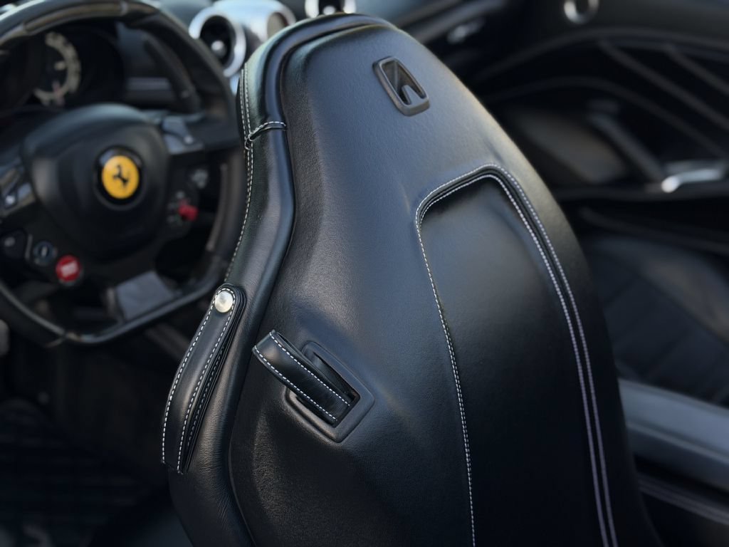 Used 2016 Ferrari California T RWD image 24