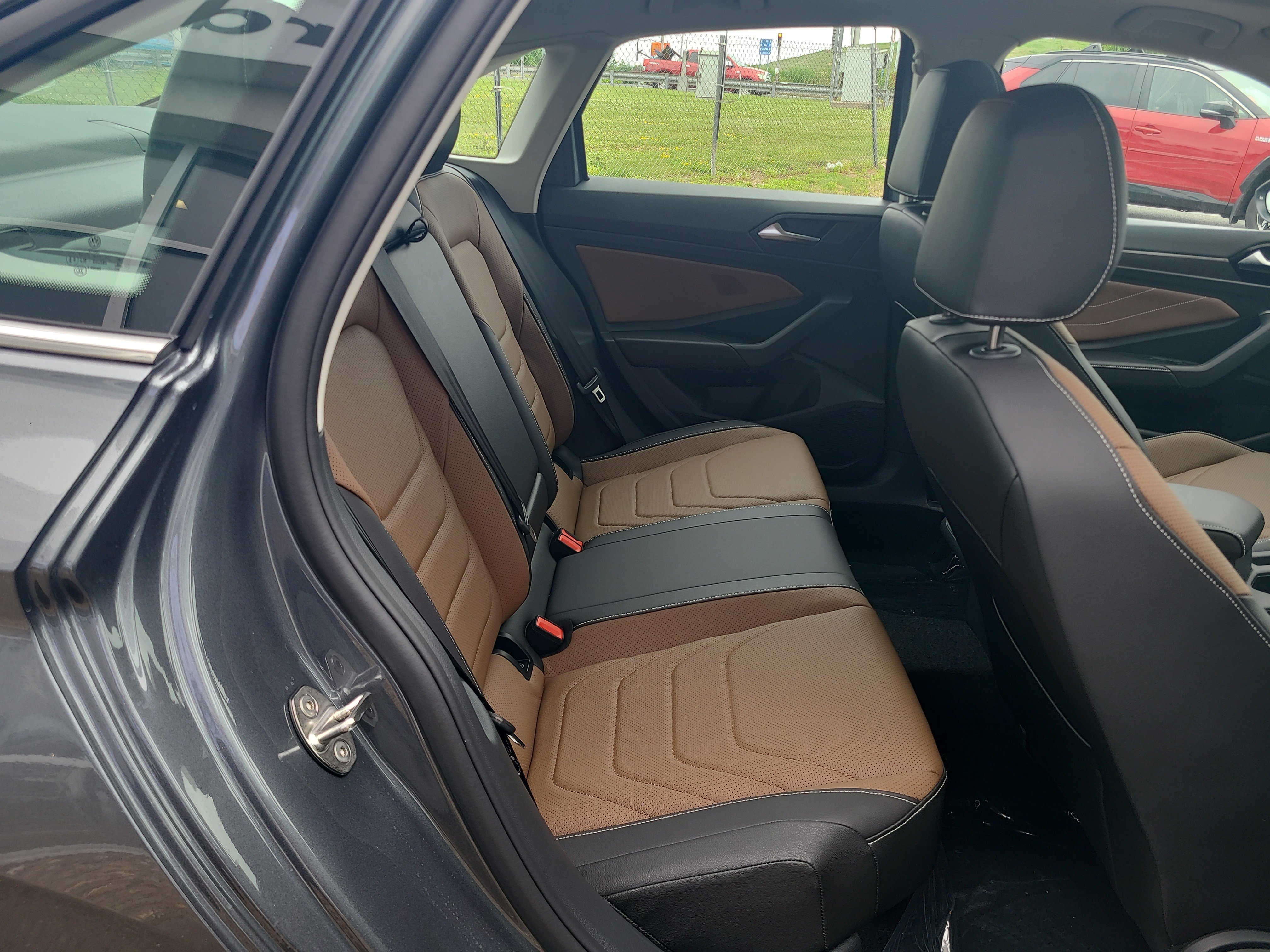 New 2025 Volkswagen Jetta SEL image 13