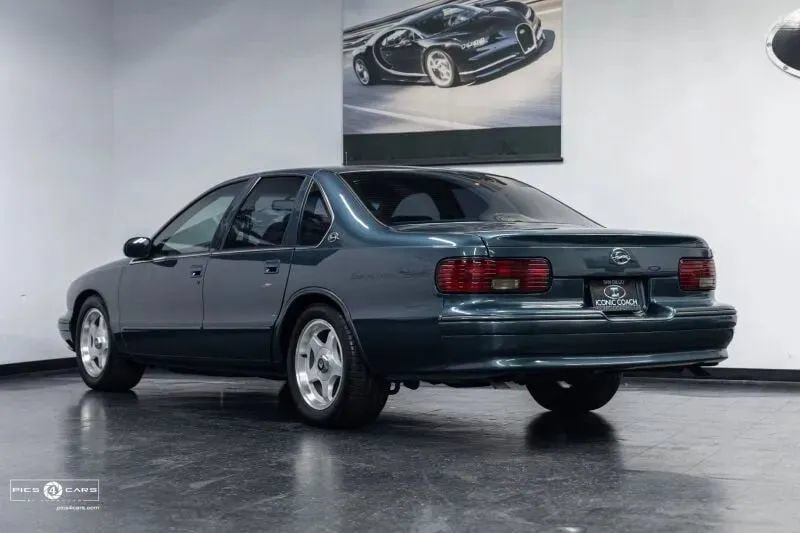 Used 1995 Chevrolet Impala SS RWD image 29