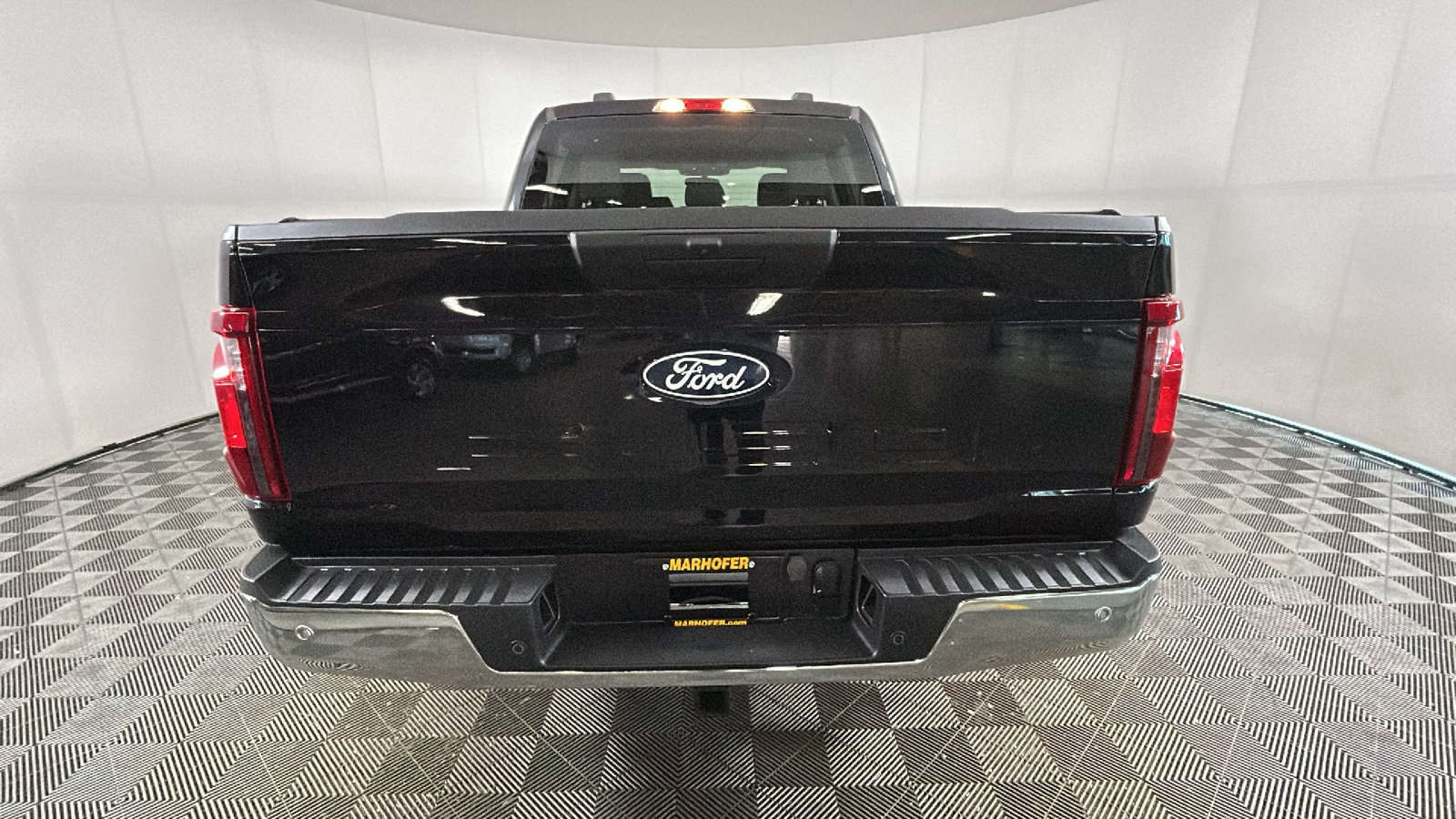 Used 2024 Ford F150 XL w/ Equipment Group 103A High AWD/4WD image 4