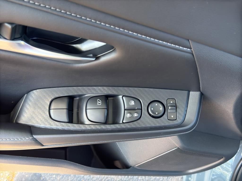 New 2025 Nissan Sentra SV image 17