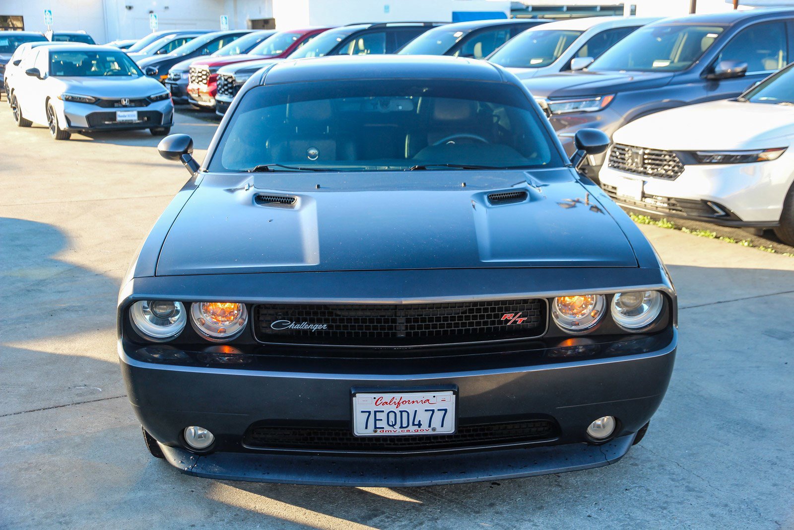 Used 2014 Dodge Challenger R/T image 2