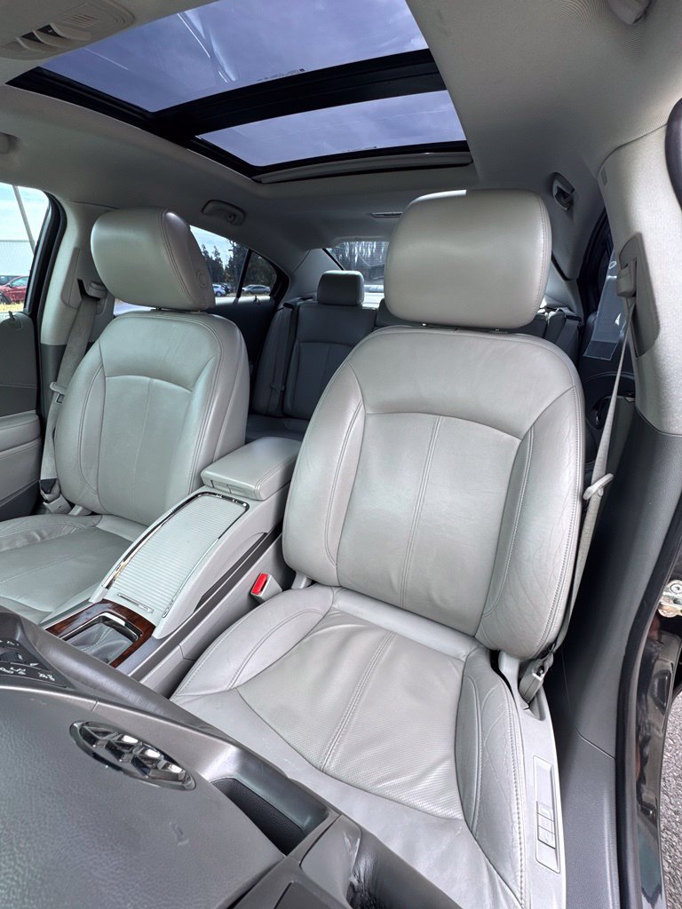 Used 2010 Buick LaCrosse CXS FWD image 31