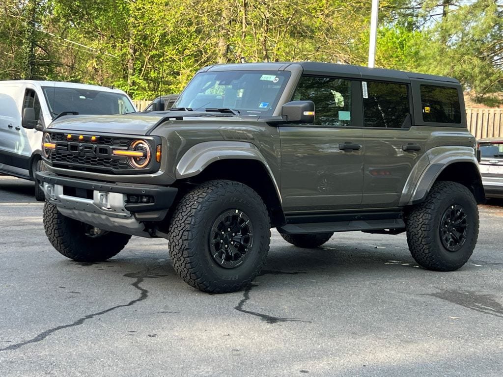 New 2026 Ford Bronco Raptor w/ Interior Carbon Fiber Pack AWD/4WD image 3