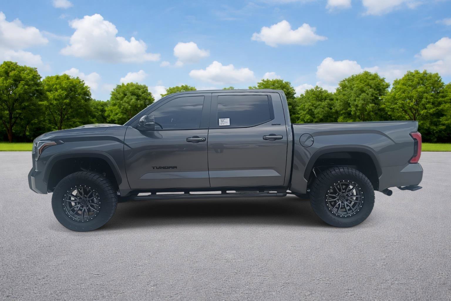 New 2026 Toyota Tundra Limited AWD/4WD image 4