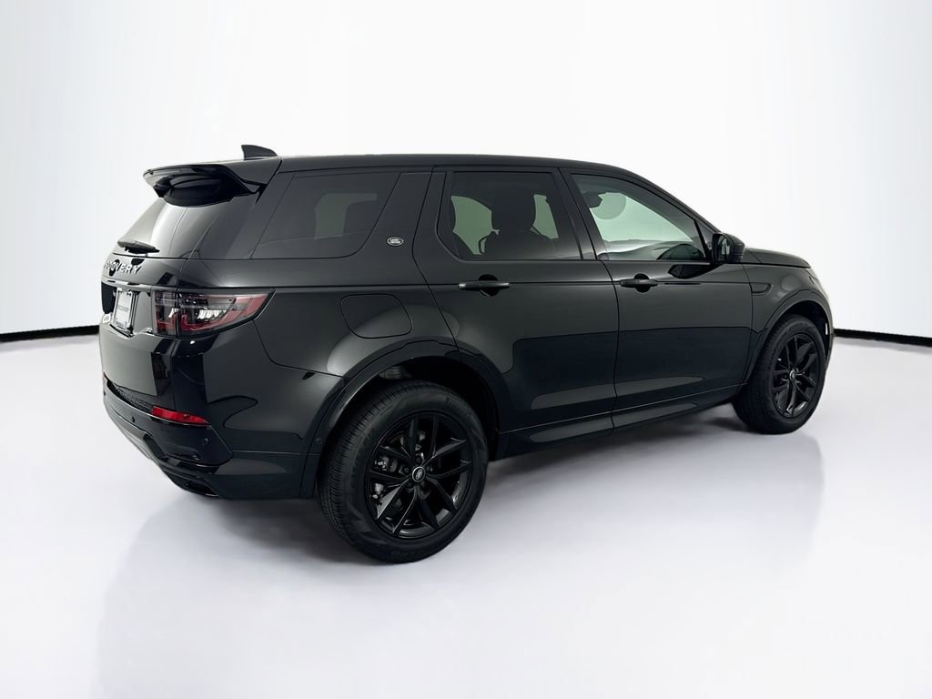 Used 2025 Land Rover Discovery Sport S image 5
