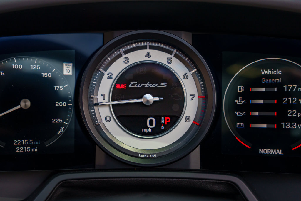 Used 2025 Porsche 911 Turbo S AWD/4WD image 14