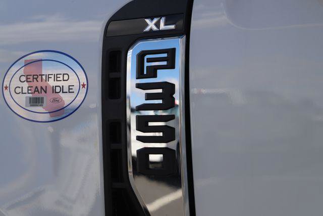 New 2026 Ford F350 XL w/ XL Chrome Package image 3