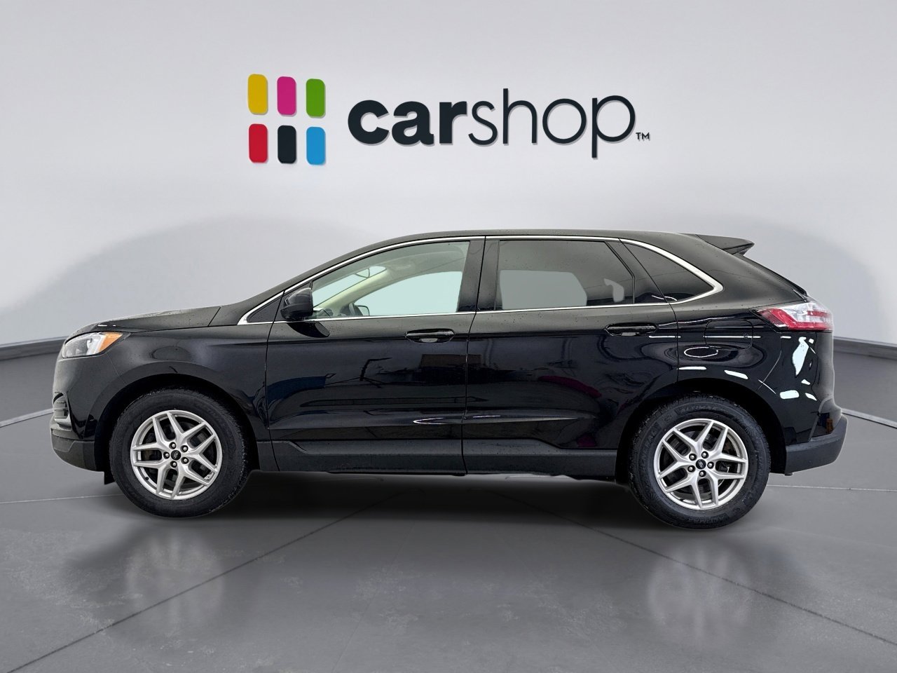 Used 2024 Ford Edge SEL image 2