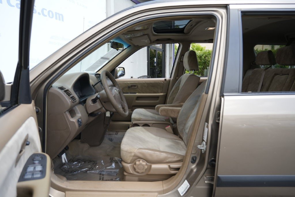 Used 2004 Honda CR-V EX image 16