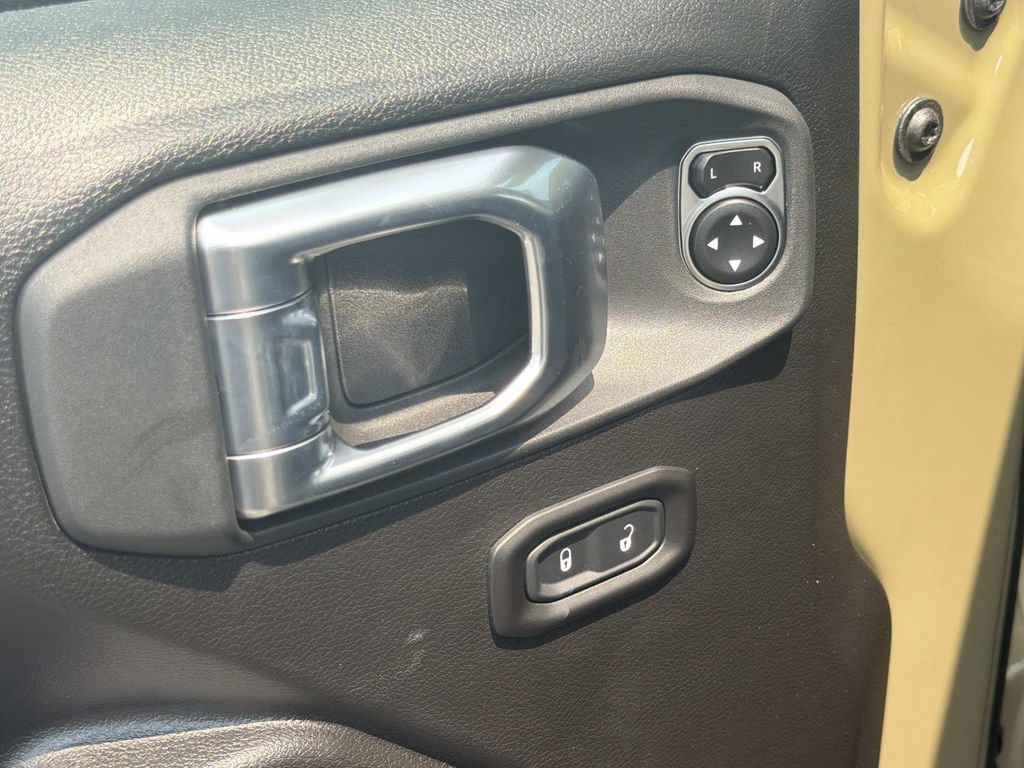 New 2026 Jeep Gladiator Sport AWD/4WD image 15