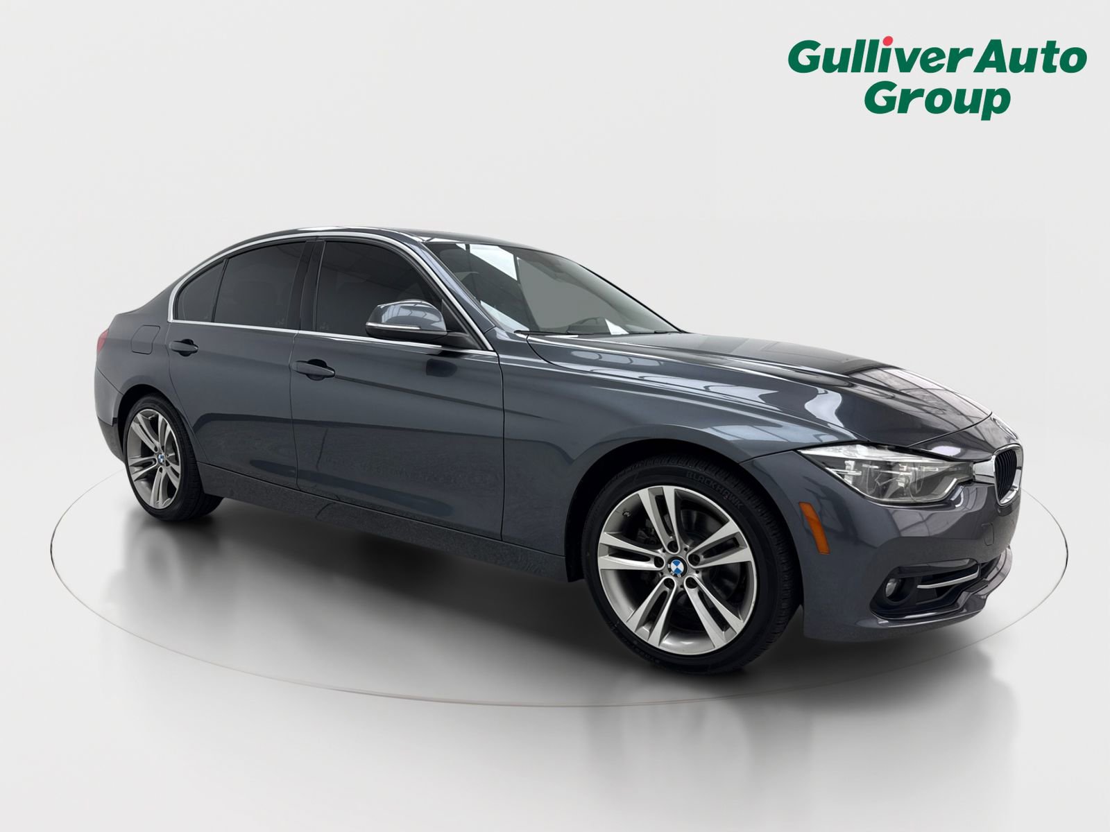 Used 2018 BMW 330i xDrive Sedan w/ Convenience Package AWD/4WD image 12