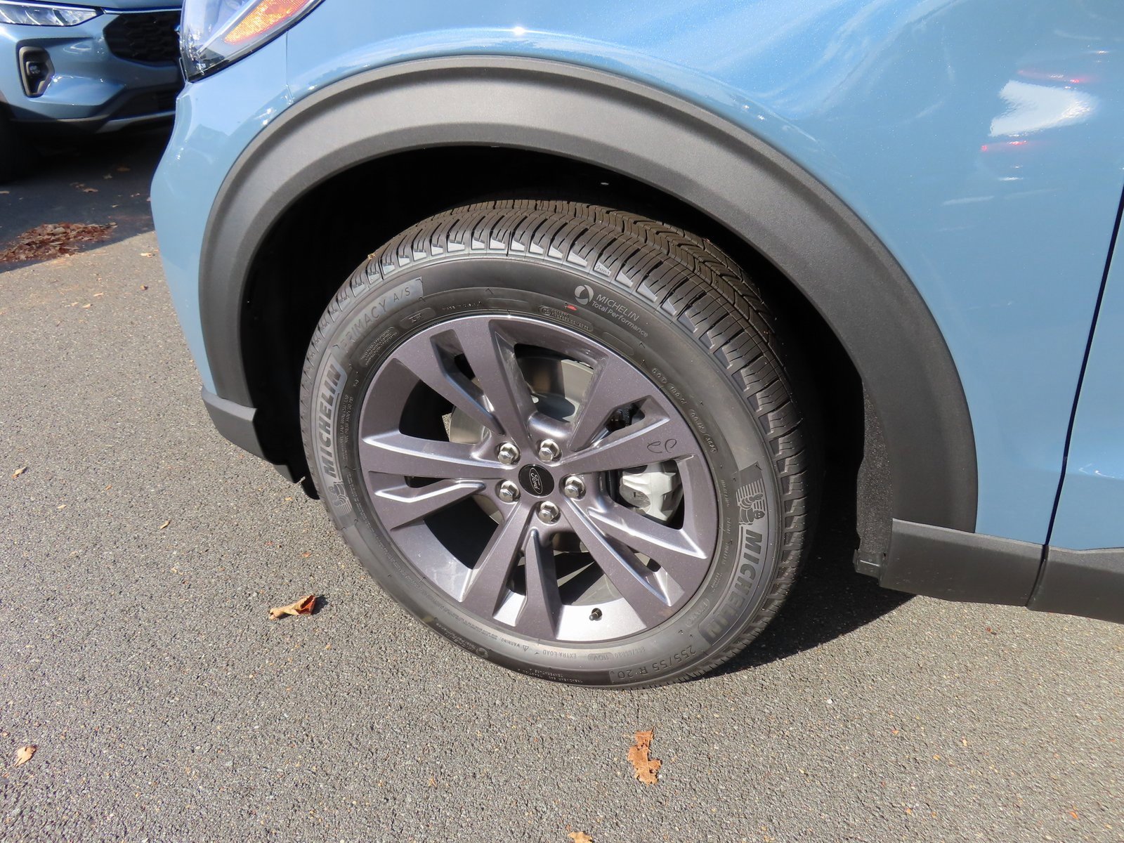 New 2026 Ford Explorer Active image 7