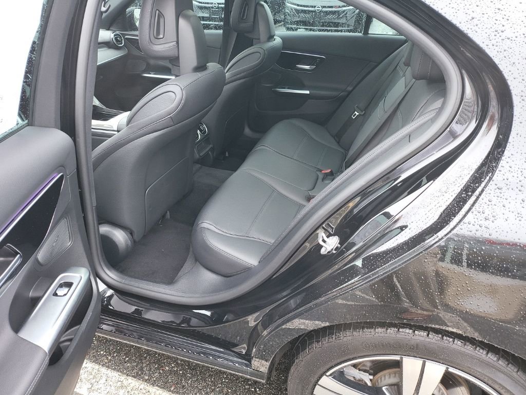 Used 2023 Mercedes-Benz C 300 4MATIC Sedan image 11