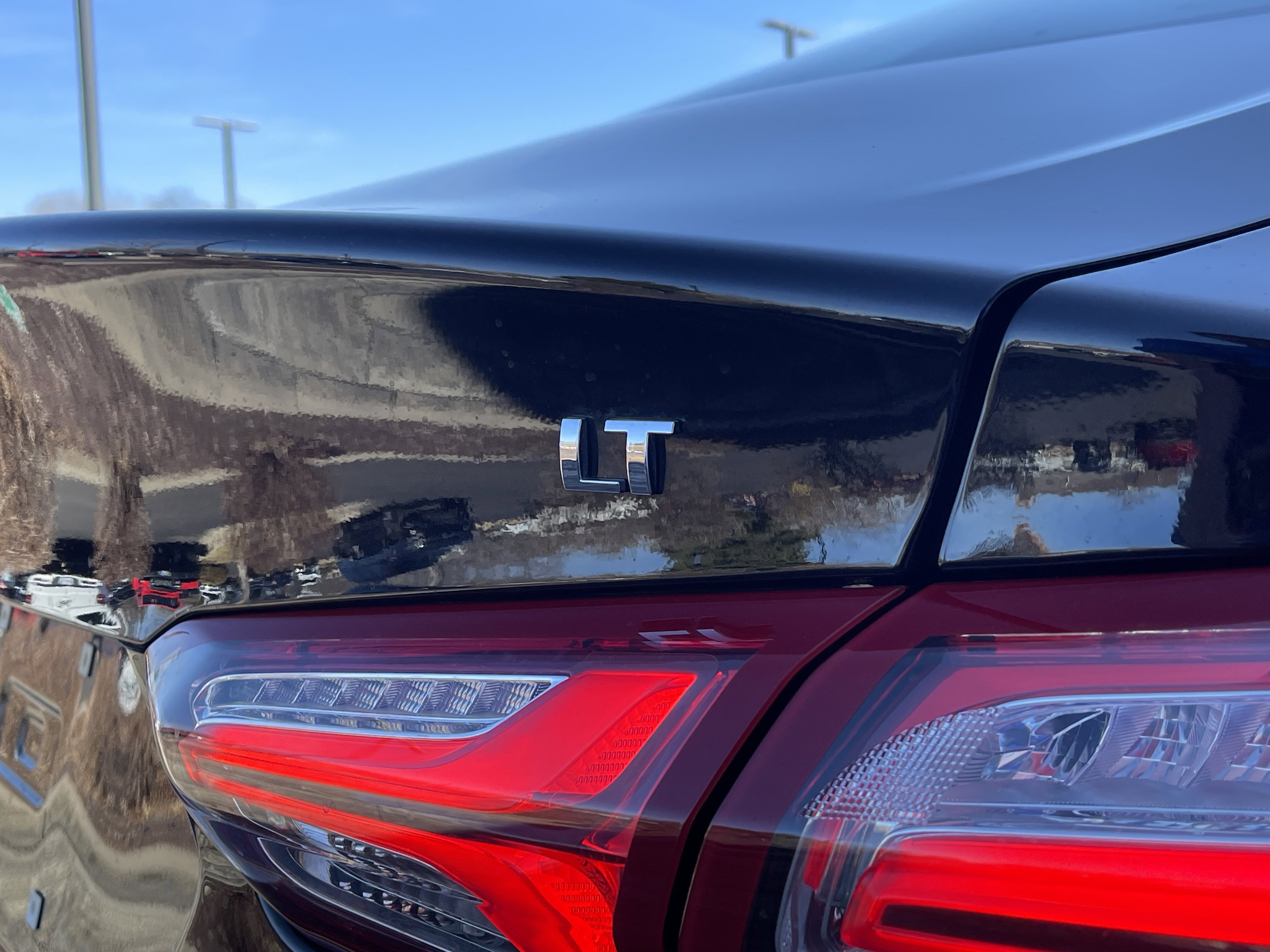 Used 2022 Chevrolet Malibu LT image 12