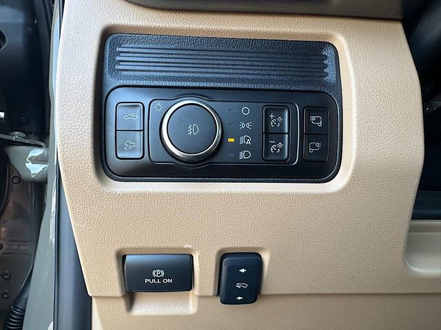 New 2026 Ford F350 Lariat w/ Chrome Package image 20