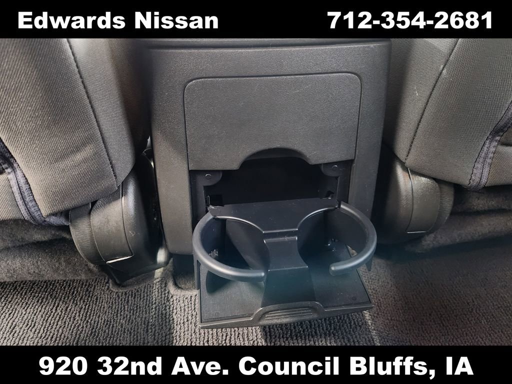 Used 2017 Nissan Frontier PRO-4X image 11