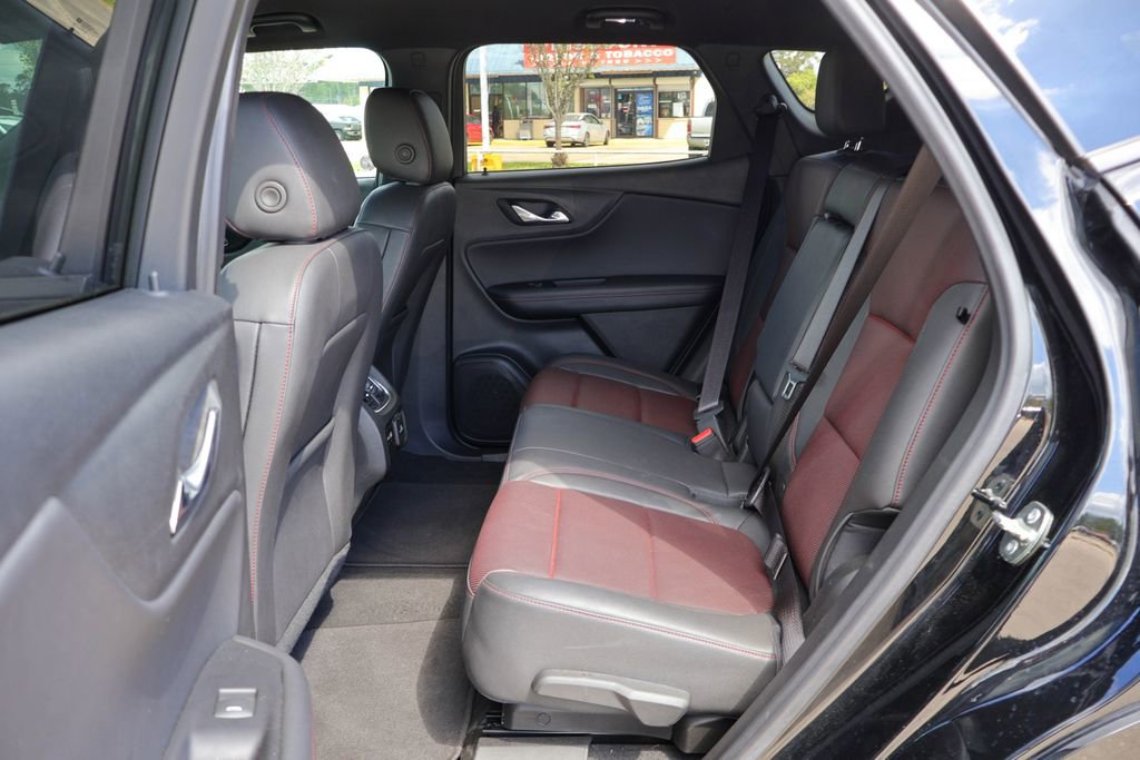 Used 2025 Chevrolet Blazer RS FWD image 9