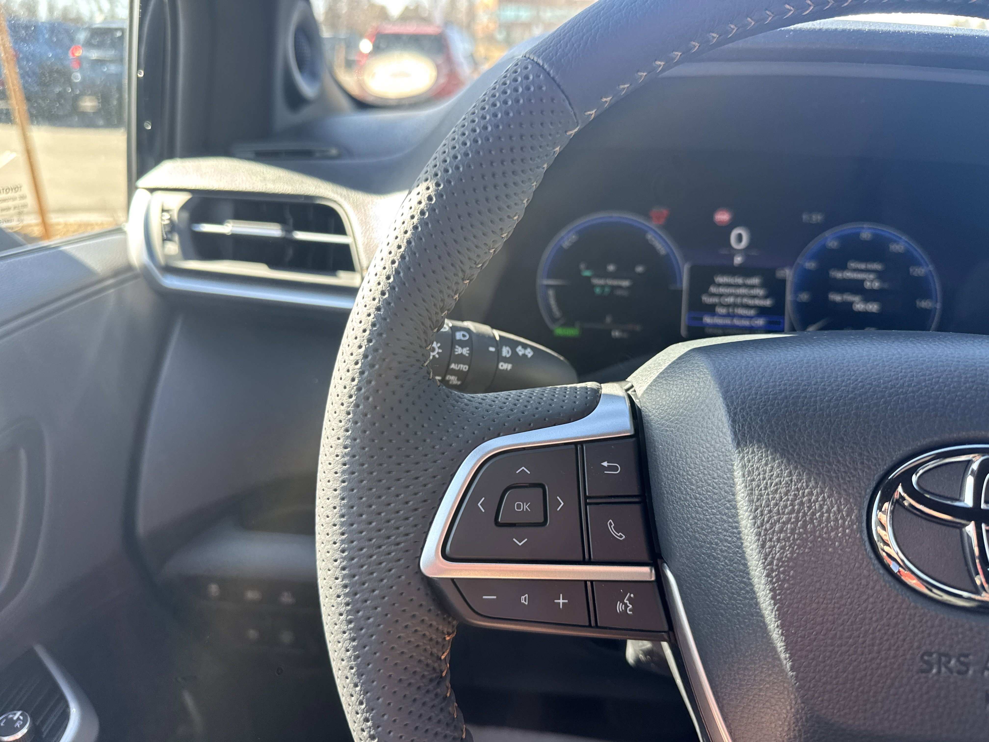 New 2026 Toyota Sienna XLE Woodland Edition AWD/4WD image 23