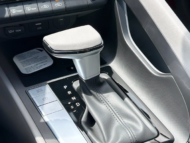 New 2026 Hyundai Elantra Sport FWD image 16