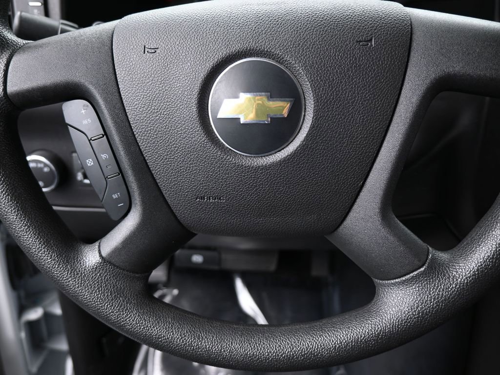 Used 2024 Chevrolet Express 2500 w/ Driver Convenience Package image 26