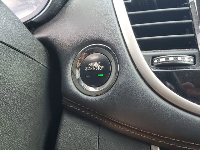 Used 2020 Chevrolet Trax LT w/ LT Convenience Package image 20