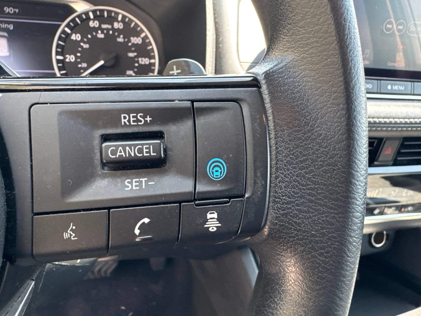 Used 2021 Nissan Rogue SV FWD image 16