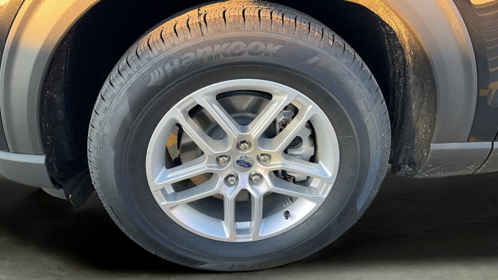 New 2026 Ford Explorer Active AWD/4WD image 15