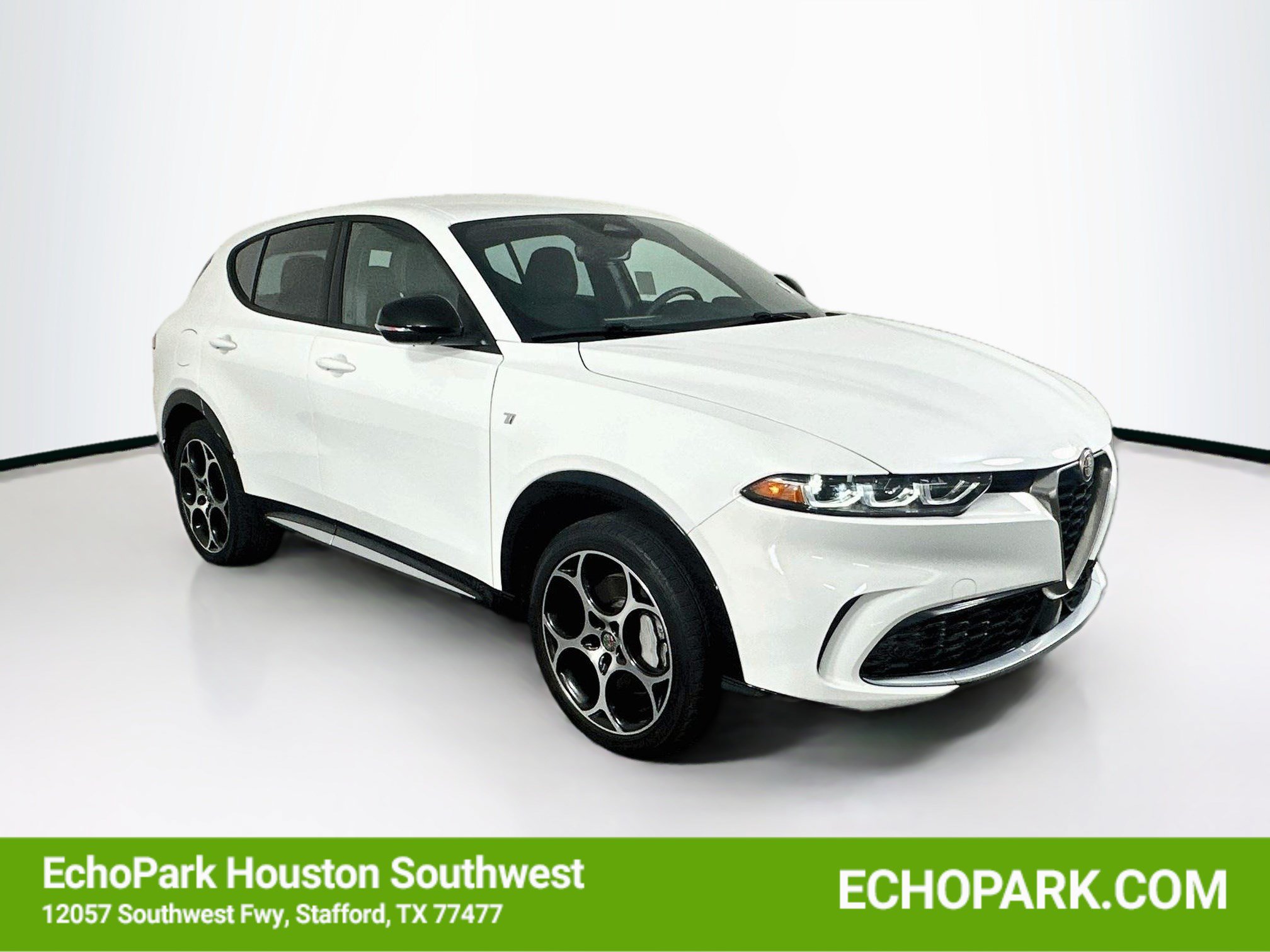 Used 2024 Alfa Romeo Tonale Ti AWD/4WD image 1