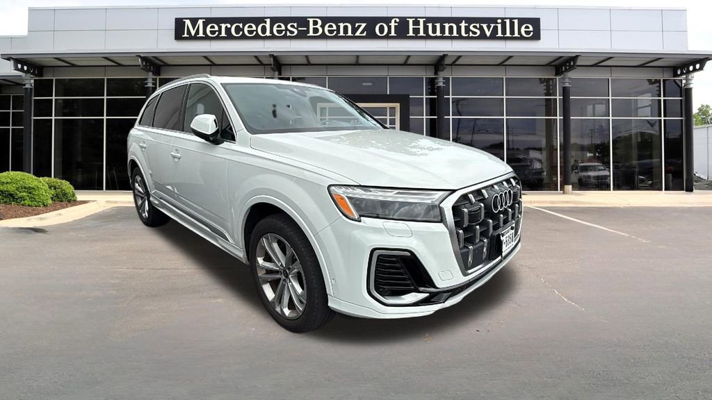 Used 2025 Audi Q7 3.0T Premium Plus AWD/4WD image 1