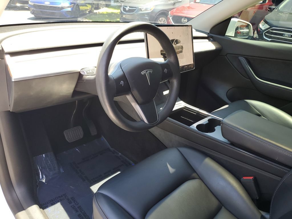 Used 2022 Tesla Model Y Long Range AWD/4WD image 21