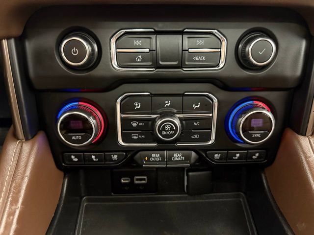 Used 2021 Chevrolet Suburban High Country w/ Premium Package AWD/4WD image 43