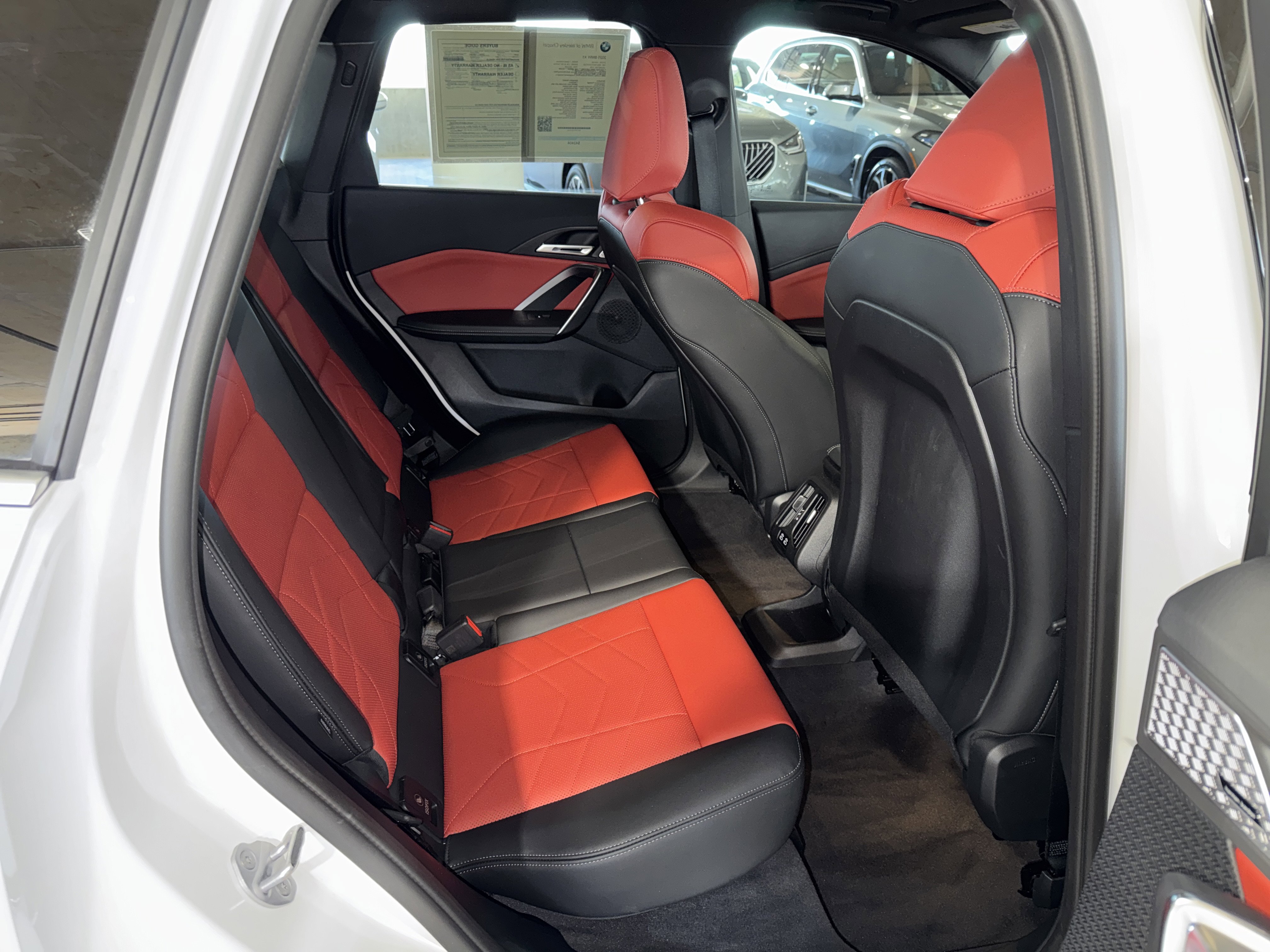 Used 2025 BMW X1 xDrive28i w/ Convenience Package image 12